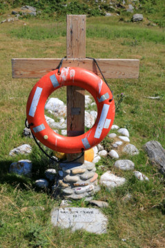 Unknown Sailors Grave at Innean Glen Beach Mull of Kintyre Unknown Sailors Grave