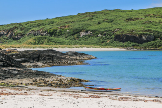 Bàgh na Dòirlinne, NW Gigha Sea Kayak Gigha Beach