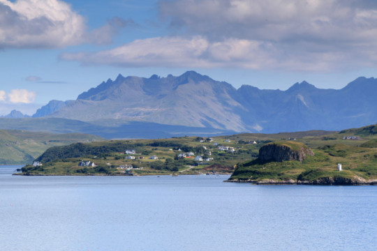 Portnalong & Cuillins, Loch Bracadale Sea Kayak Loch Bracadale Portnalong Skye Cuillin
