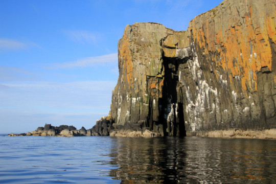 Lord Macdonald's Table Sea Kayak Fladda-chuain Skye