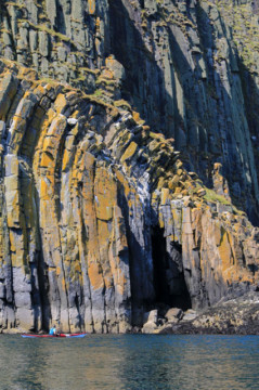 Eilean an Taighe, Shiant Islands Sea Kayak Shiant Islands