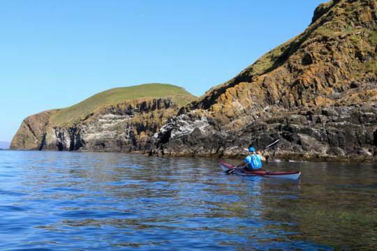 South Coast of Eilean Mhuire Sea Kayak Shiant Islands