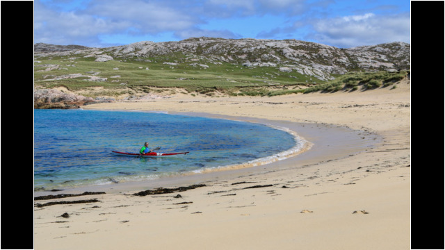 Landing at Traigh a Siar, Taransay Sea Kayak Taransay Beach Outer Hebrides