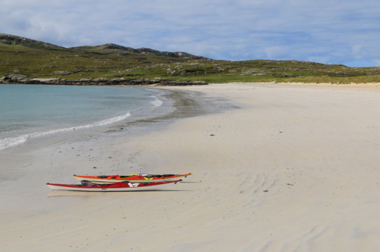 Loch na h-Uidhe Beach, Taransay Sea Kayak Taransay Beach Outer Hebrides