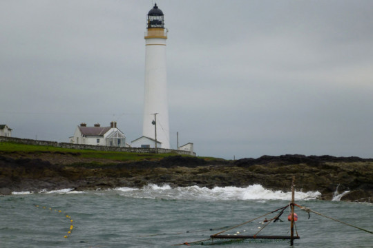 Scurdie Ness Lighthouse & salmon net Scurdie Ness Lighthouse