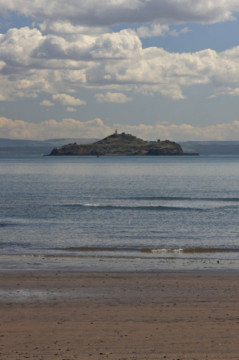 Inchkeith from Kinghorn Inchkeith
