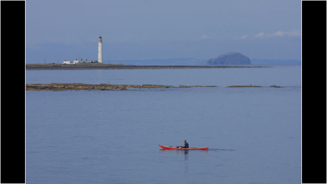 Barns Ness Lighthouse & Bass Rock Sea Kayak Barns Ness Lighthouse