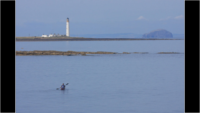 Barns Ness Lighthouse & Bass Rock Sea Kayak Barns Ness Lighthouse