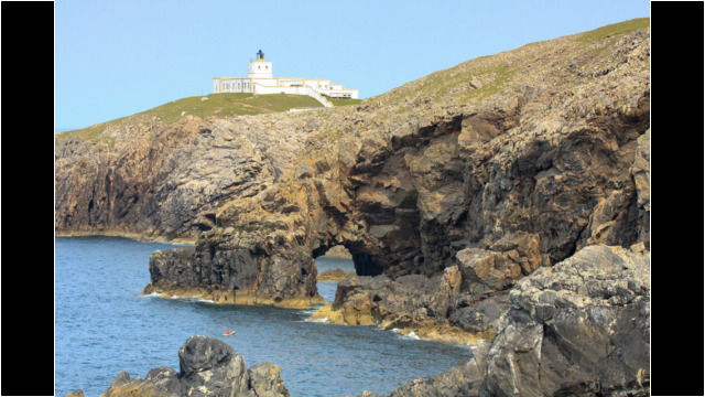 Strathy Point Lighthouse Sea Kayak Strathy Point Lighthouse Arch