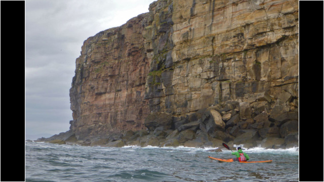 Cliffs on route to Dunnet Head Sea Kayak Dunnet Head Lighthouse