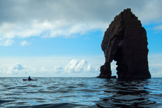 Spectacular sea arch Sea Kayak Shetland Muckle Roe