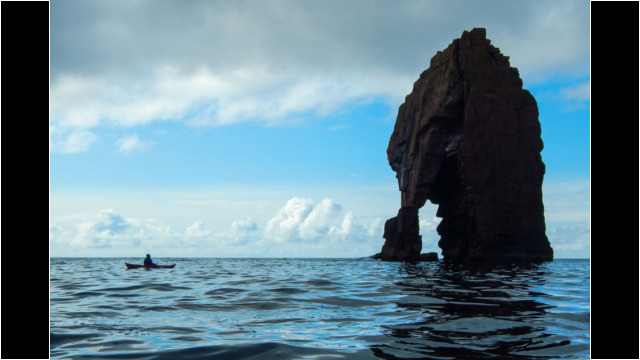 Spectacular sea arch Sea Kayak Shetland Muckle Roe