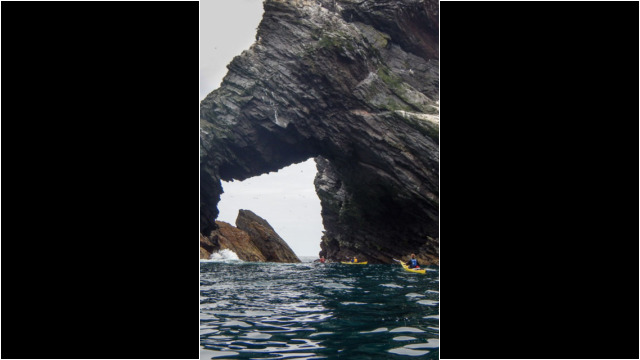 Sea arch Sea Kayak Shetland Muckle Flugga