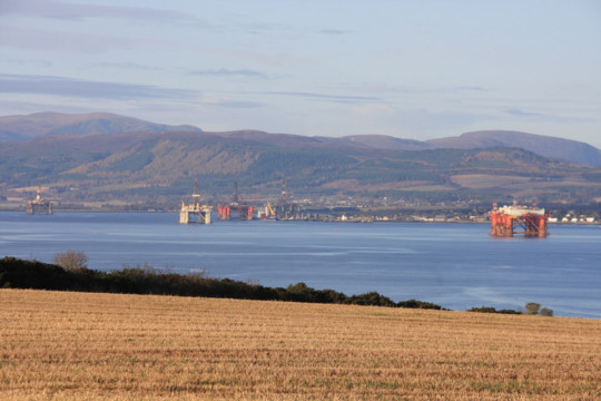 Cromarty Firth Oil Rigs Sutors Stacks Cromarty Firth Oil Rigs