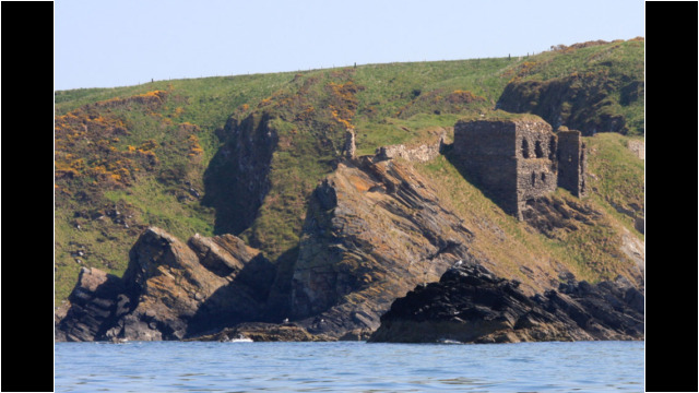 Findlater Castle Sea Kayak Bow Fiddle Rock Findlater Castle